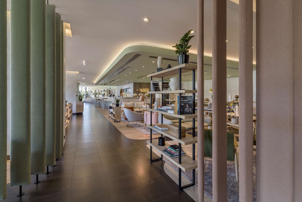 Park Inn by Radisson Krakow — Restaurant & bars in Krakow, Lesser Poland