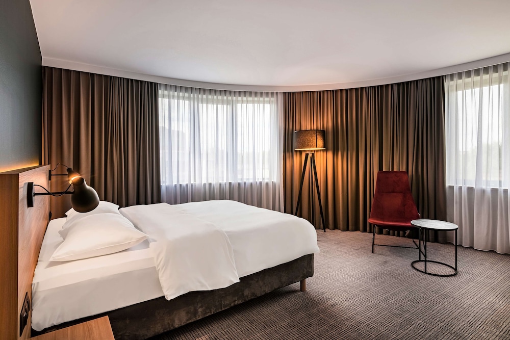 Park Inn by Radisson Krakow — Hotel rooms in Krakow, Lesser Poland