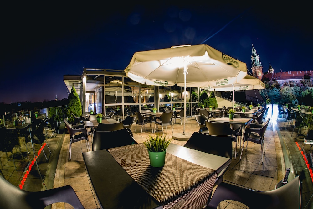 Hotel Pod Wawelem — Restaurant & bars in Krakow, Lesser Poland