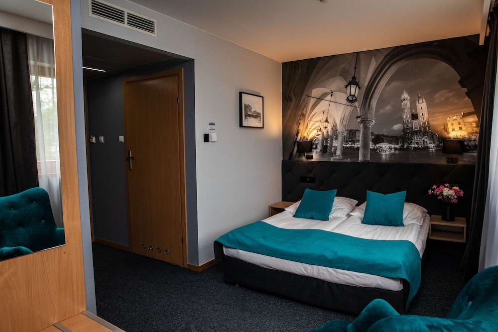 Hotel Pod Wawelem — Hotel rooms in Krakow, Lesser Poland