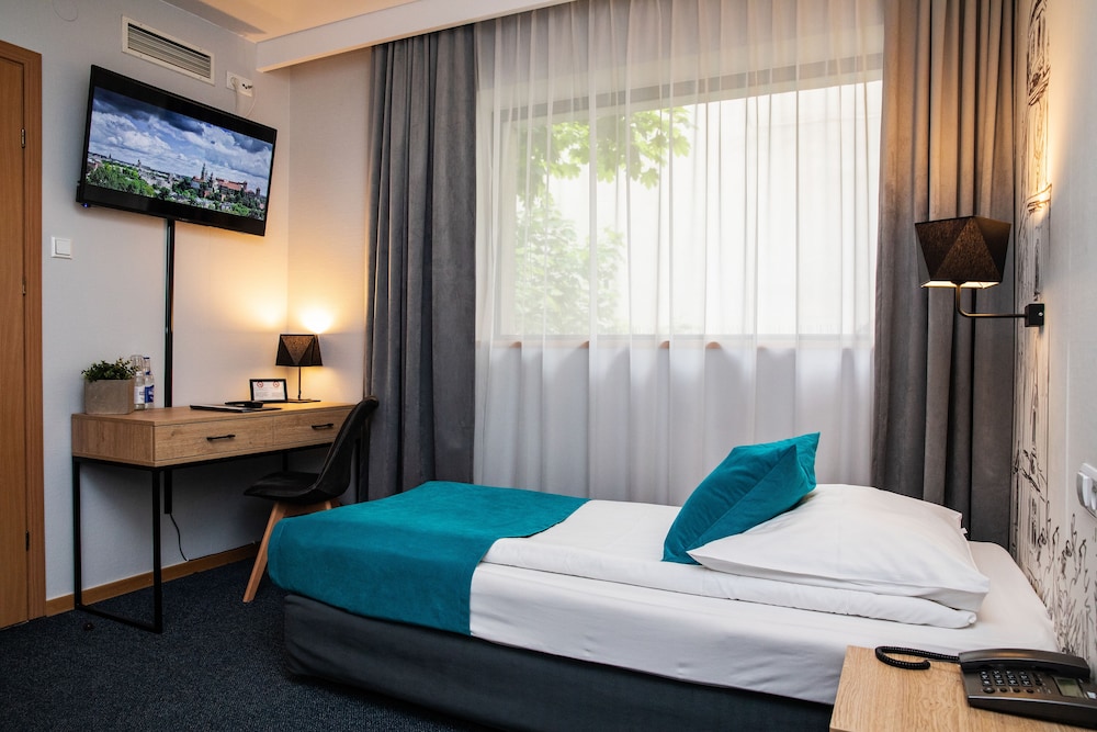 Hotel Pod Wawelem — Hotel rooms in Krakow, Lesser Poland
