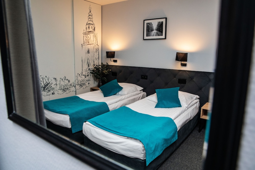 Hotel Pod Wawelem — Hotel rooms in Krakow, Lesser Poland