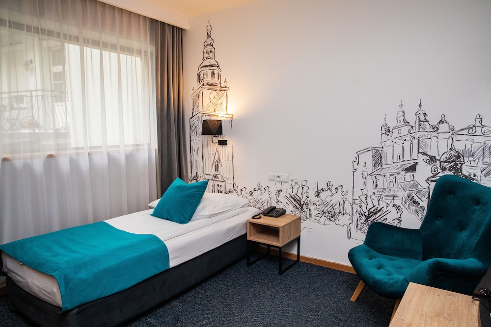 Hotel Pod Wawelem — Hotel rooms in Krakow, Lesser Poland