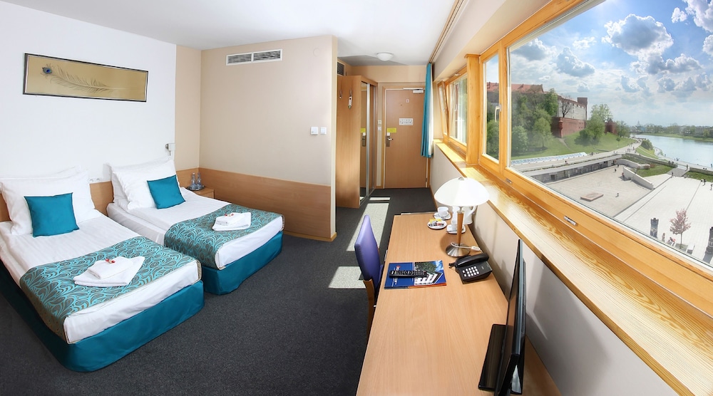 Hotel Pod Wawelem — Hotel rooms in Krakow, Lesser Poland