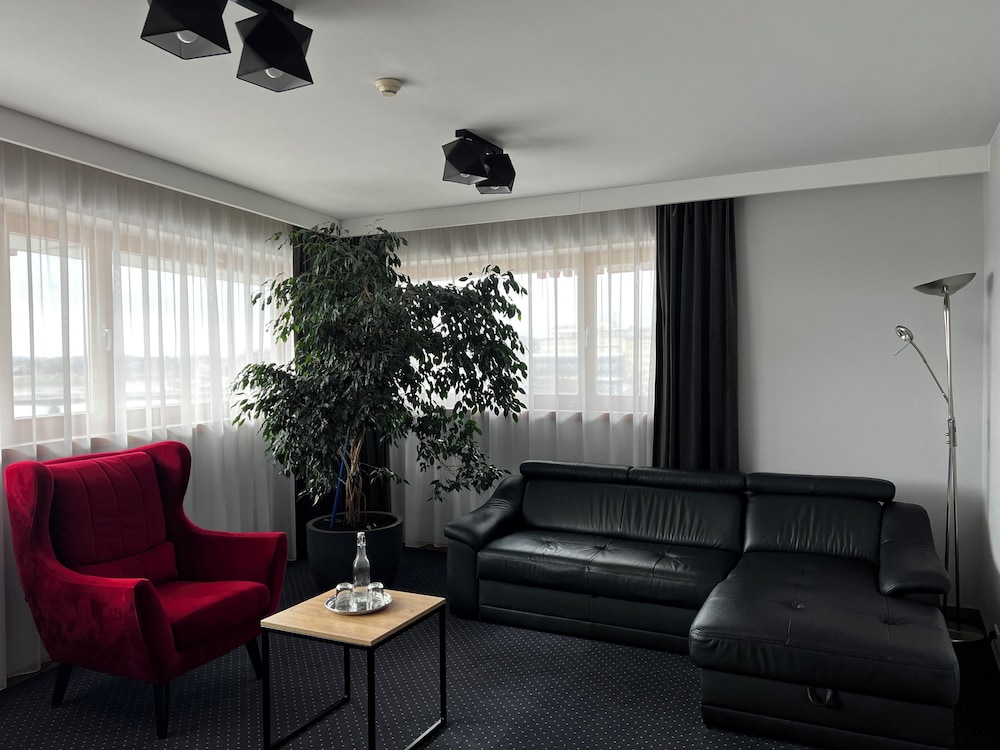 Hotel Pod Wawelem — Hotel rooms in Krakow, Lesser Poland