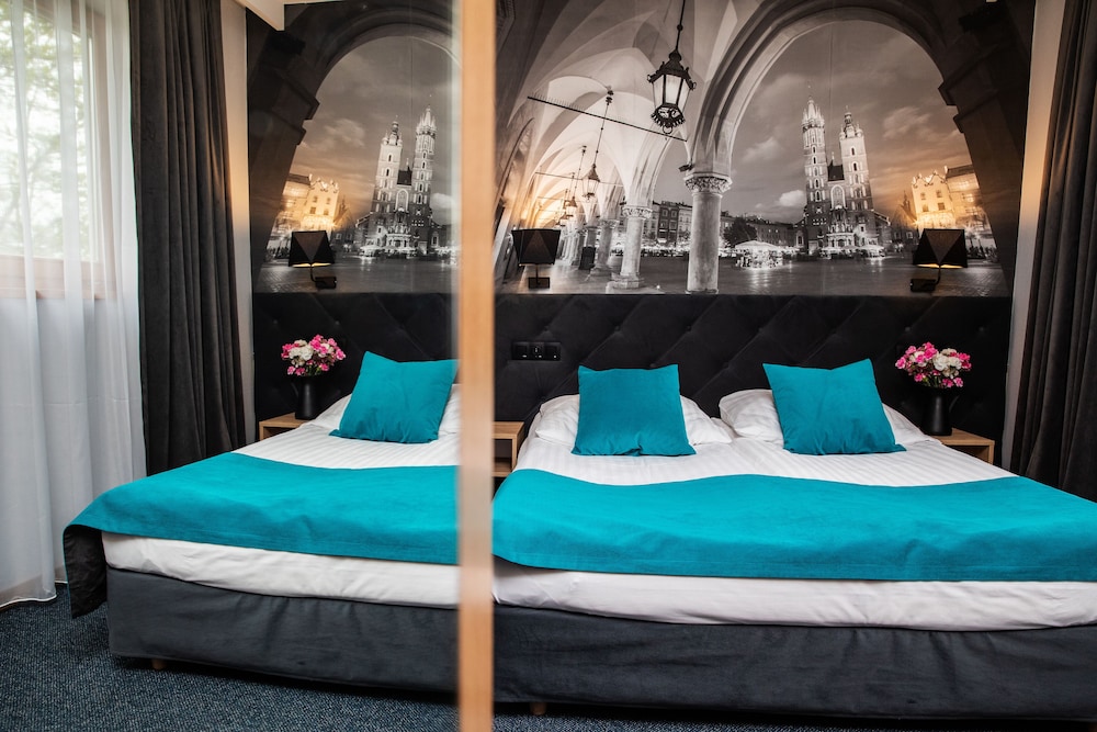 Hotel Pod Wawelem — Hotel rooms in Krakow, Lesser Poland