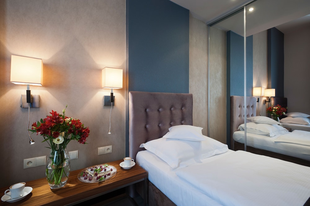 Hotel Unicus Krakow Old Town - Destigo Hotels — Hotel rooms in Krakow, Lesser Poland