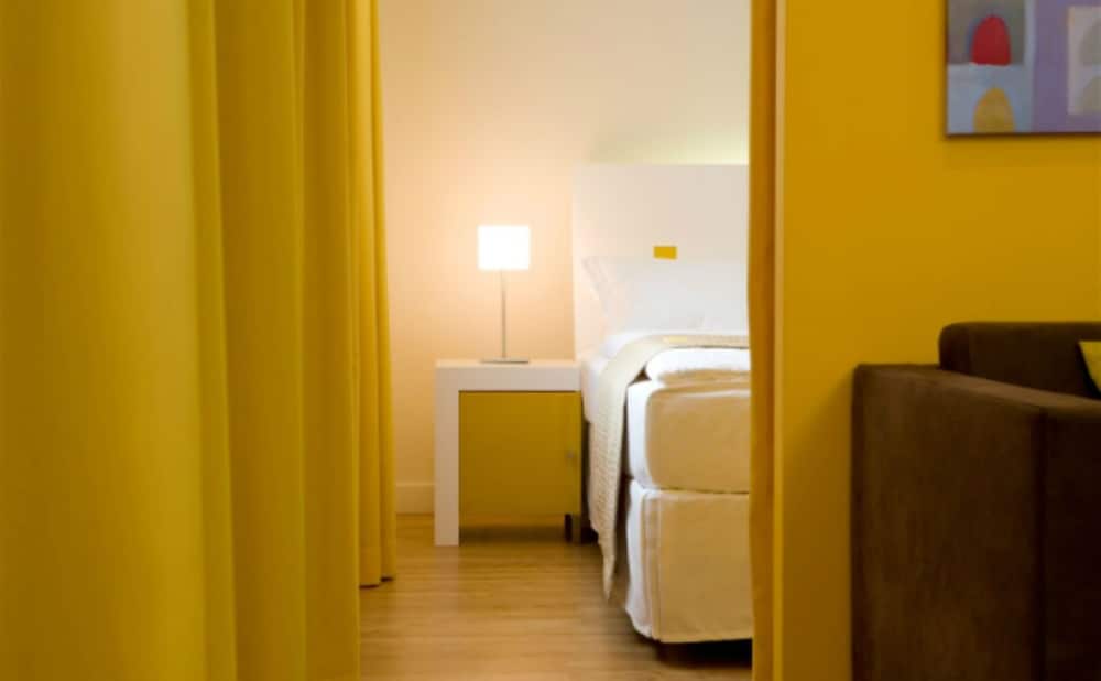 Mamaison Residence Sulekova Bratislava - zdjęcie 2