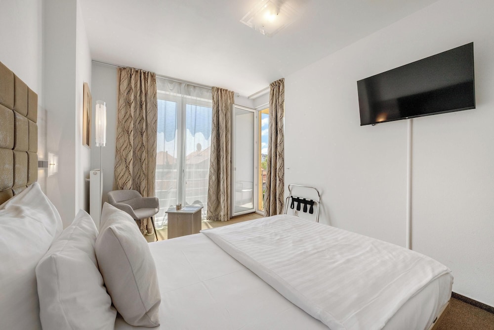 Hotel ANTARES - zdjęcie 3