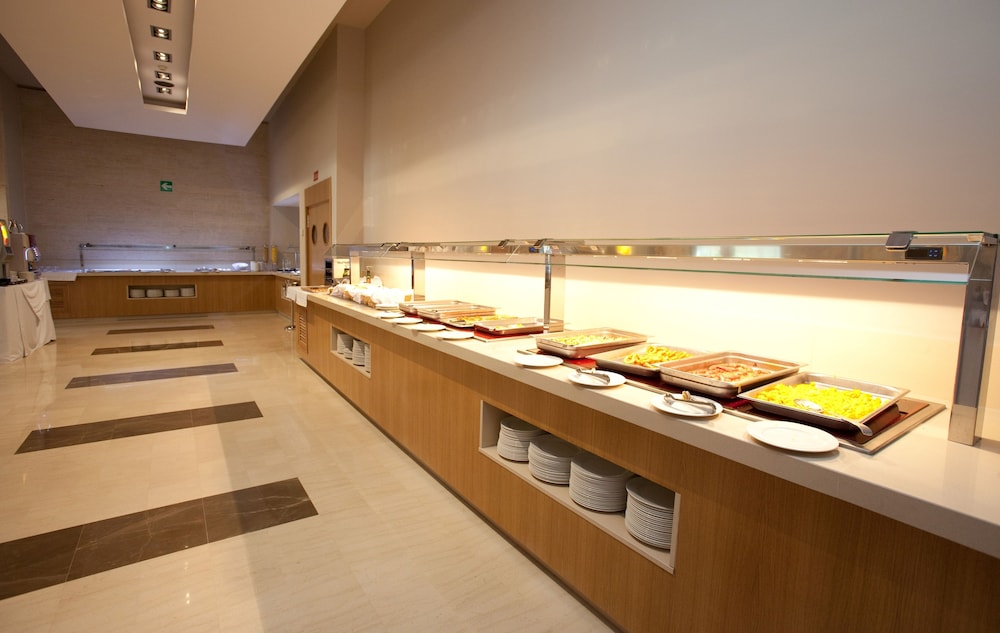 Hotel M.A. Sevilla Congresos — Restaurant & bars in Seville, Andalusia