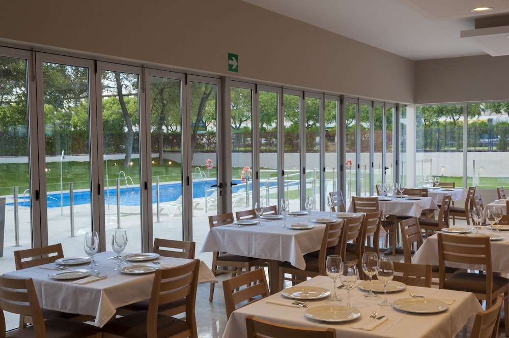 Hotel M.A. Sevilla Congresos — Restaurant & bars in Seville, Andalusia