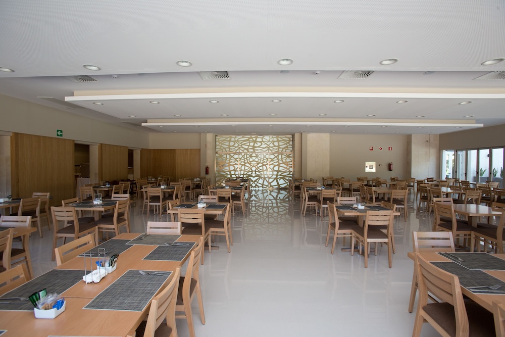 Hotel M.A. Sevilla Congresos — Restaurant & bars in Seville, Andalusia