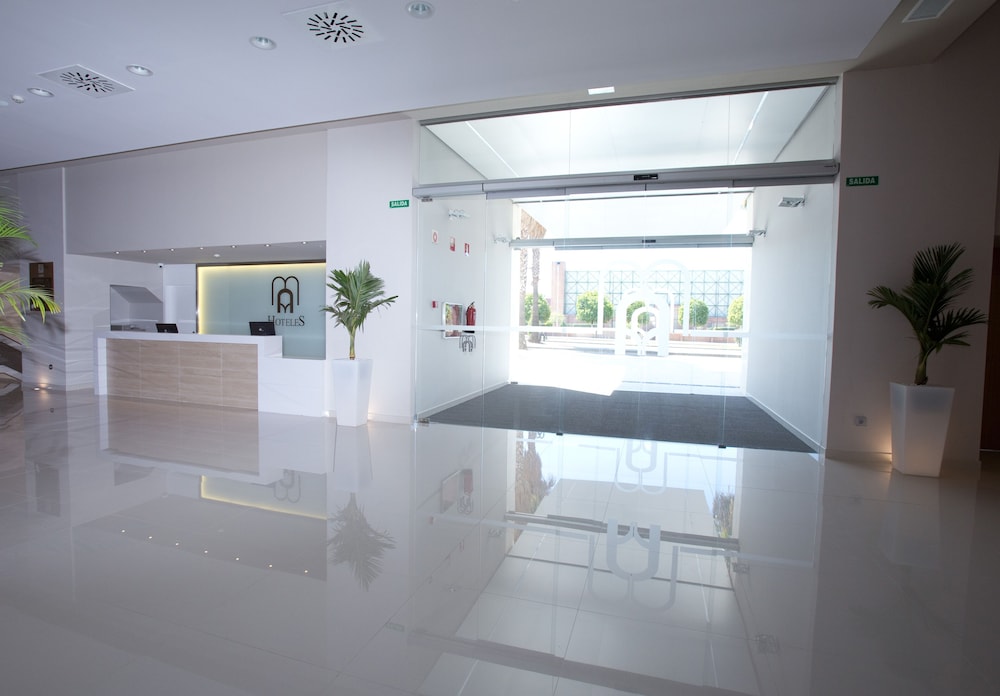 Hotel M.A. Sevilla Congresos — Hotel building in Seville, Andalusia