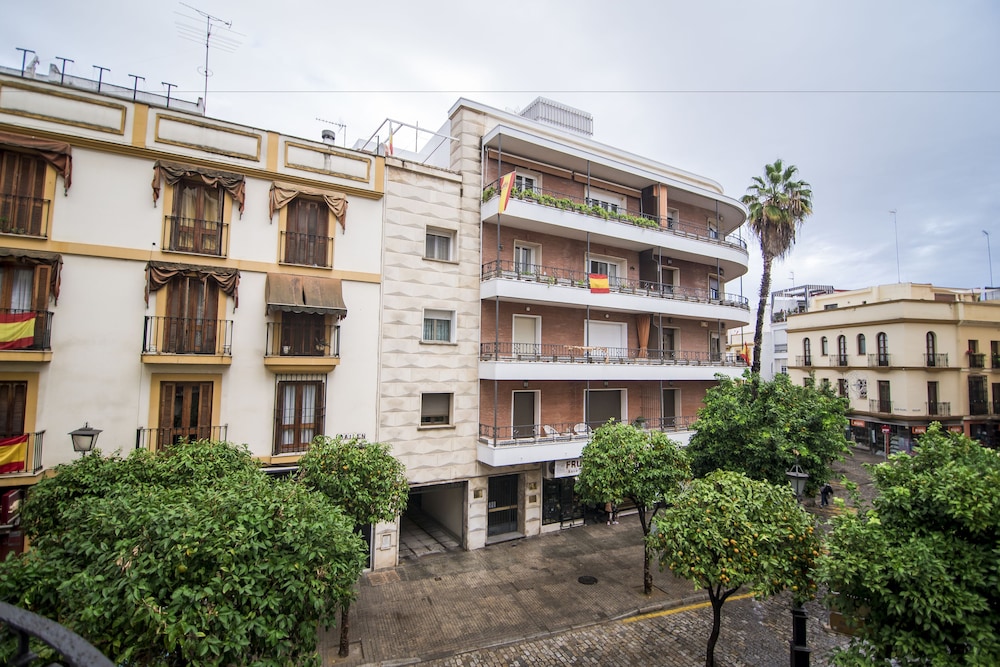 Petit Palace Sevilla Canalejas — Hotel building in Seville, Andalusia
