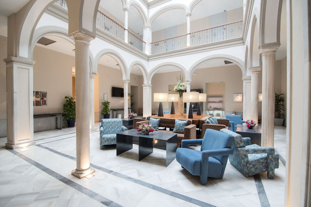 Petit Palace Marqués Santa Ana — Hotel building in Seville, Andalusia