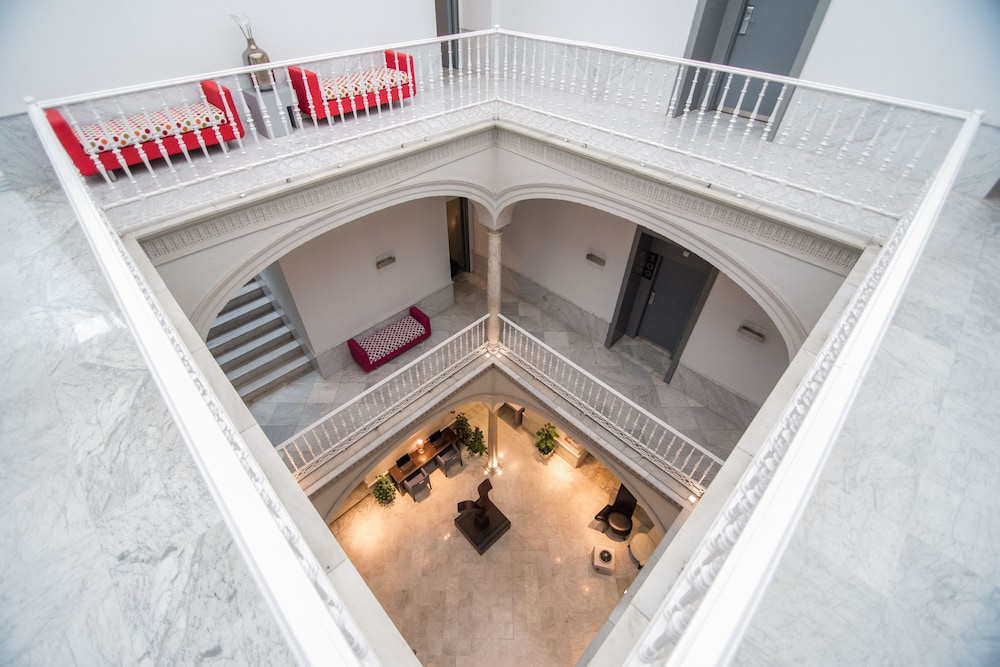 Petit Palace Santa Cruz — Hotel building in Seville, Andalusia