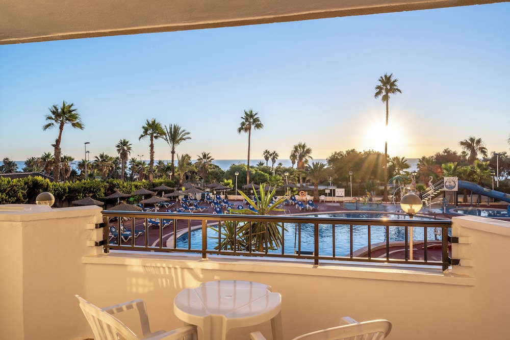 Hotel Playas de Torrevieja — Hotel rooms in Torrevieja, Valencian Community