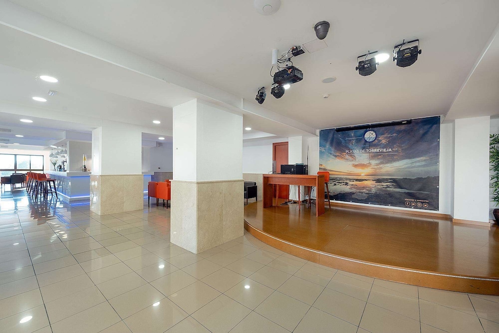 Hotel Playas de Torrevieja — Restaurant & bars in Torrevieja, Valencian Community
