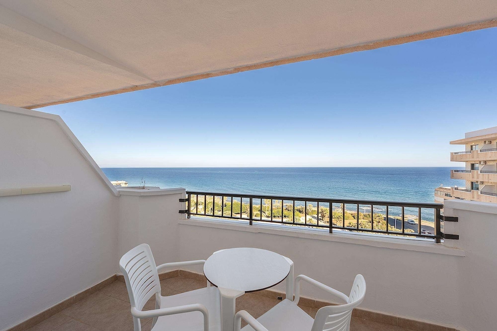 Hotel Playas de Torrevieja — Hotel rooms in Torrevieja, Valencian Community
