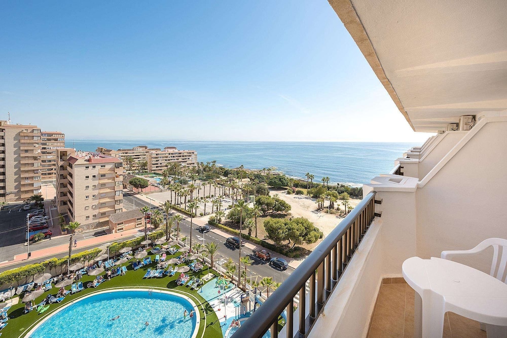 Hotel Playas de Torrevieja — Beach in Torrevieja, Valencian Community