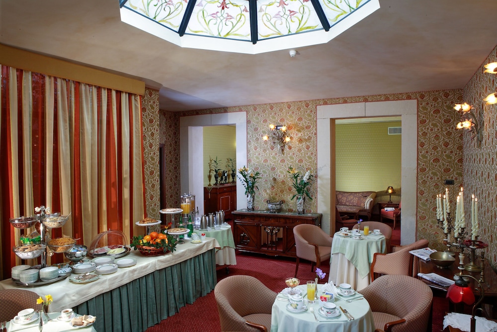 Liberty Hotel - zdjęcie 5