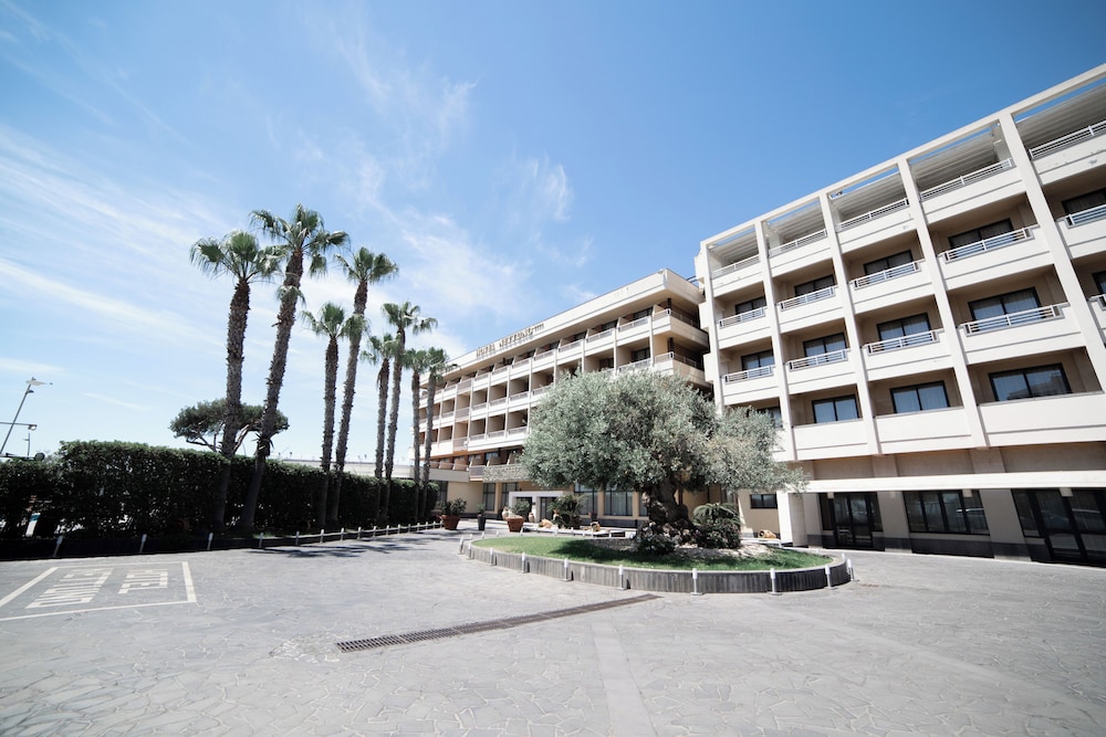 Hotel Nettuno — Hotel building in Catania, Sicily