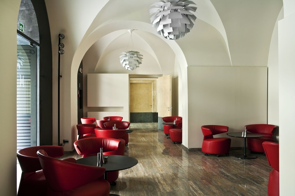 Romano House — Restaurant & bars in Catania, Sicily