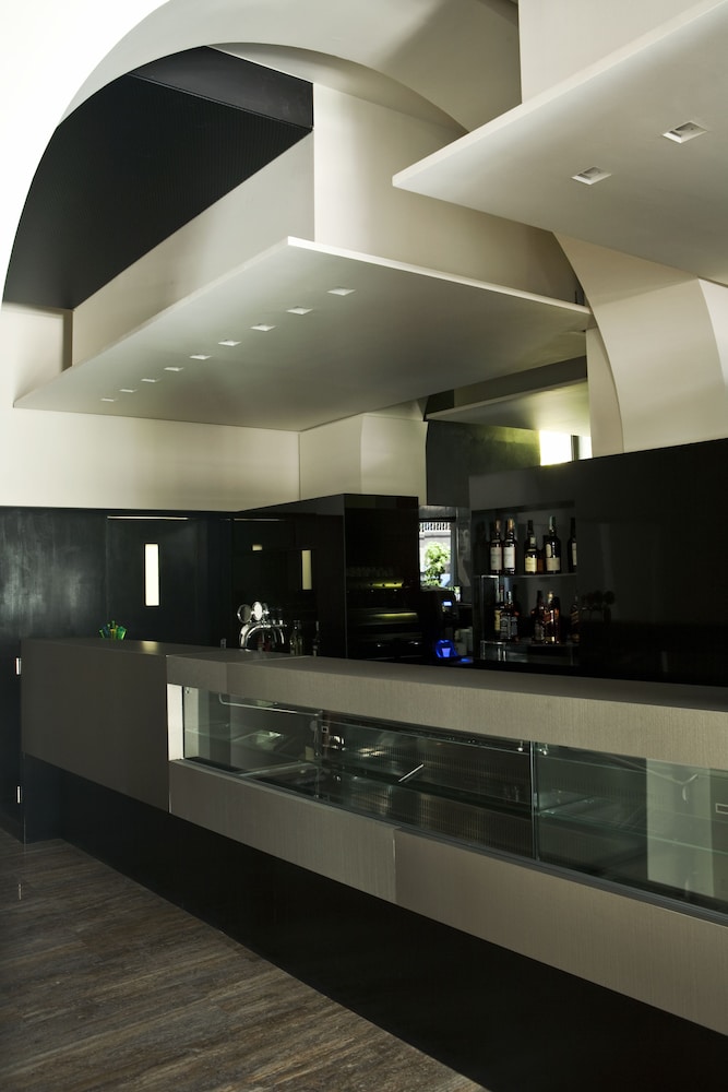 Romano House — Restaurant & bars in Catania, Sicily