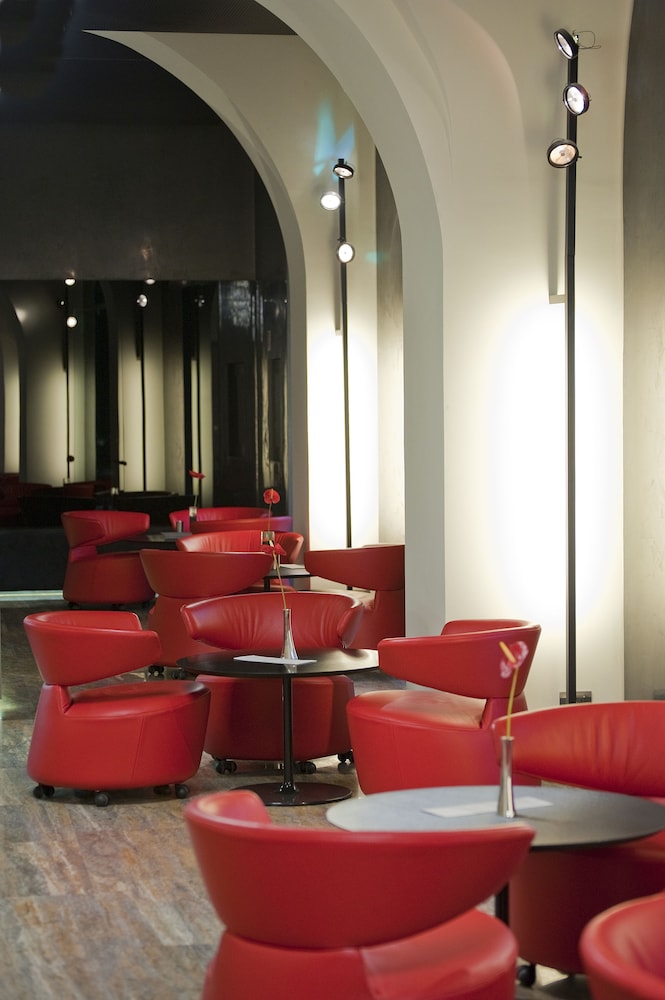 Romano House — Restaurant & bars in Catania, Sicily