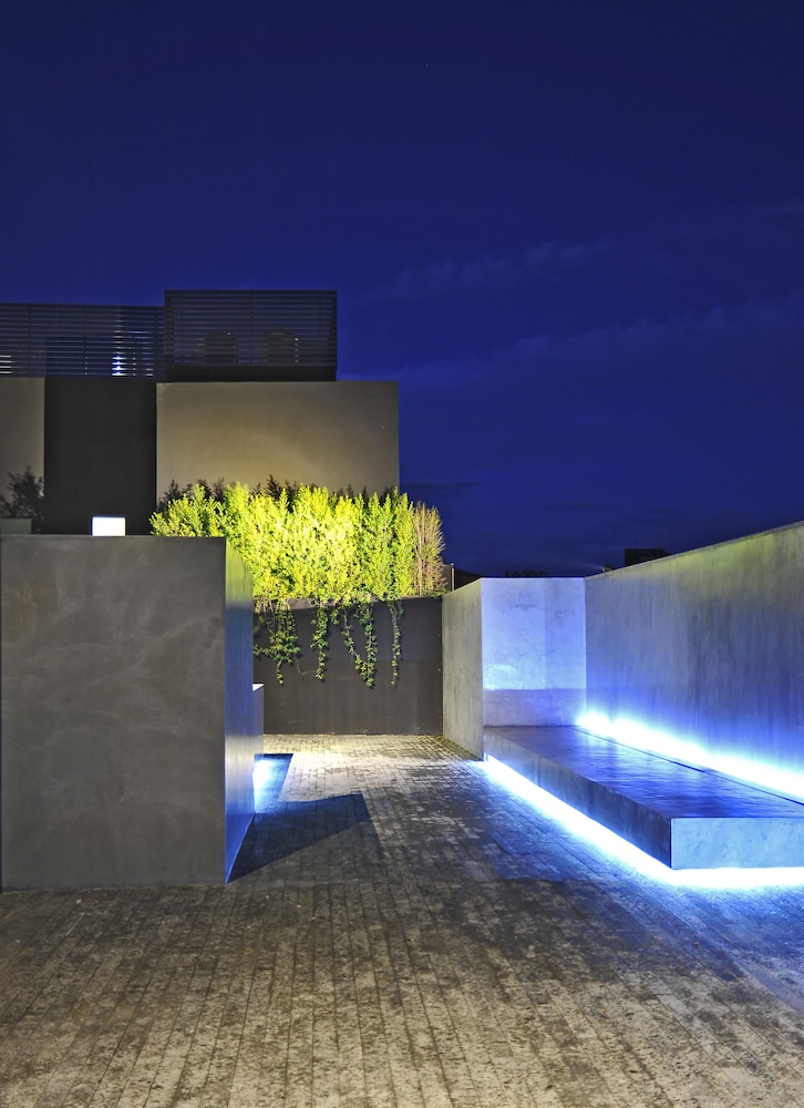 Romano House — Hotel building in Catania, Sicily