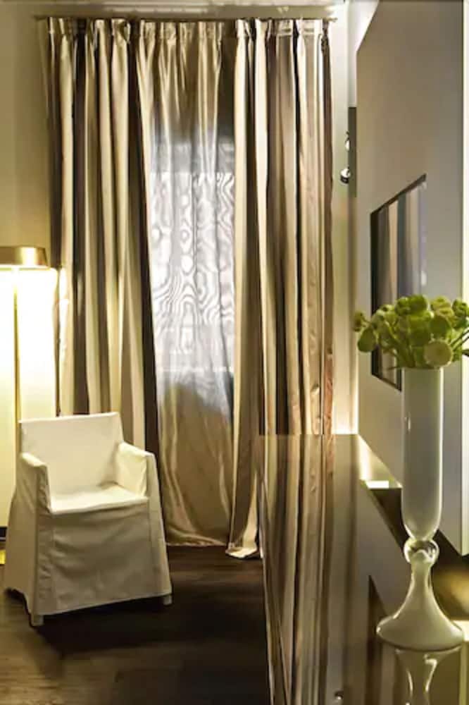 Romano House — Hotel rooms in Catania, Sicily