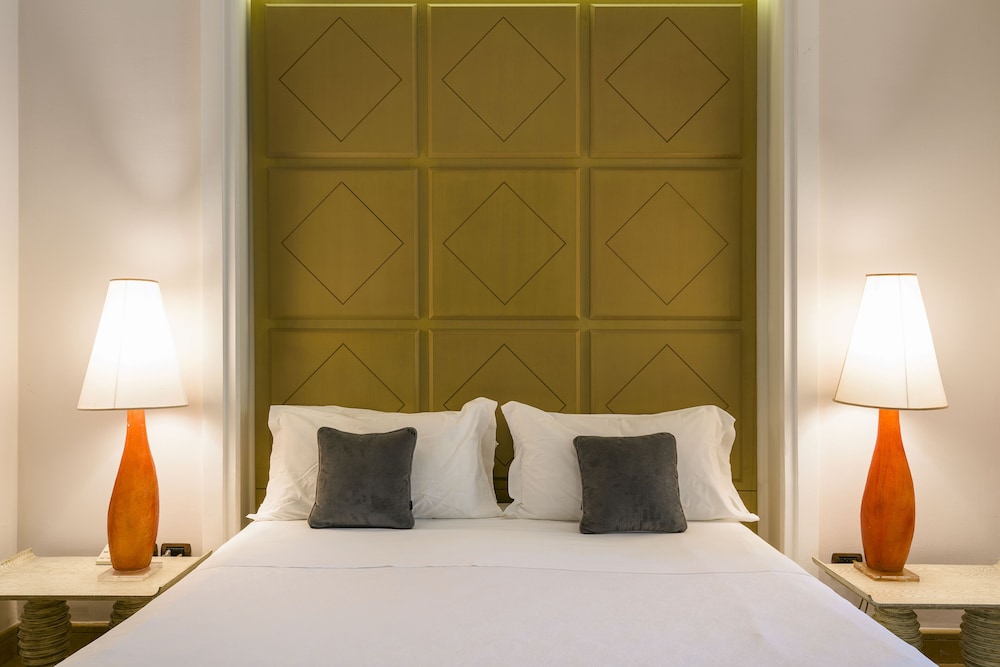 Romano Palace Luxury Hotel — Hotel rooms in Catania, Sicily
