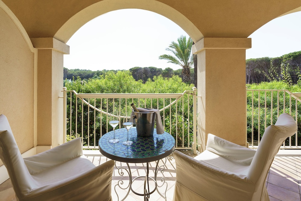 Romano Palace Luxury Hotel — Hotel rooms in Catania, Sicily