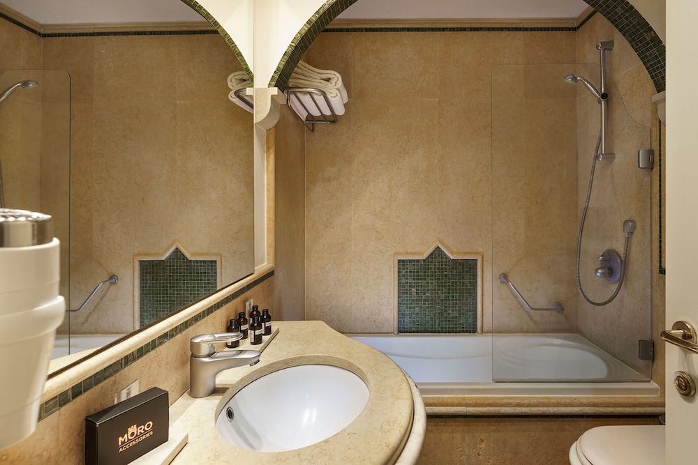 Romano Palace Luxury Hotel — Hotel rooms in Catania, Sicily