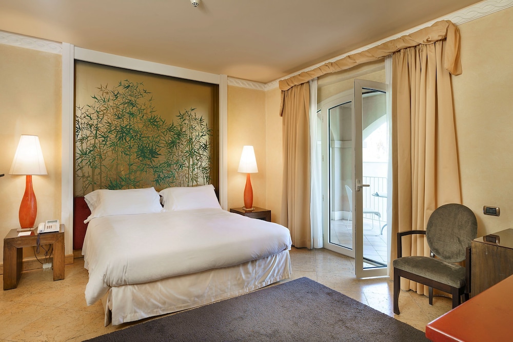 Romano Palace Luxury Hotel — Hotel rooms in Catania, Sicily