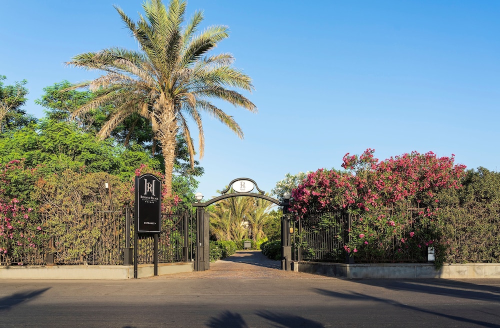 Romano Palace Luxury Hotel — Attractions in the area in Catania, Sicily
