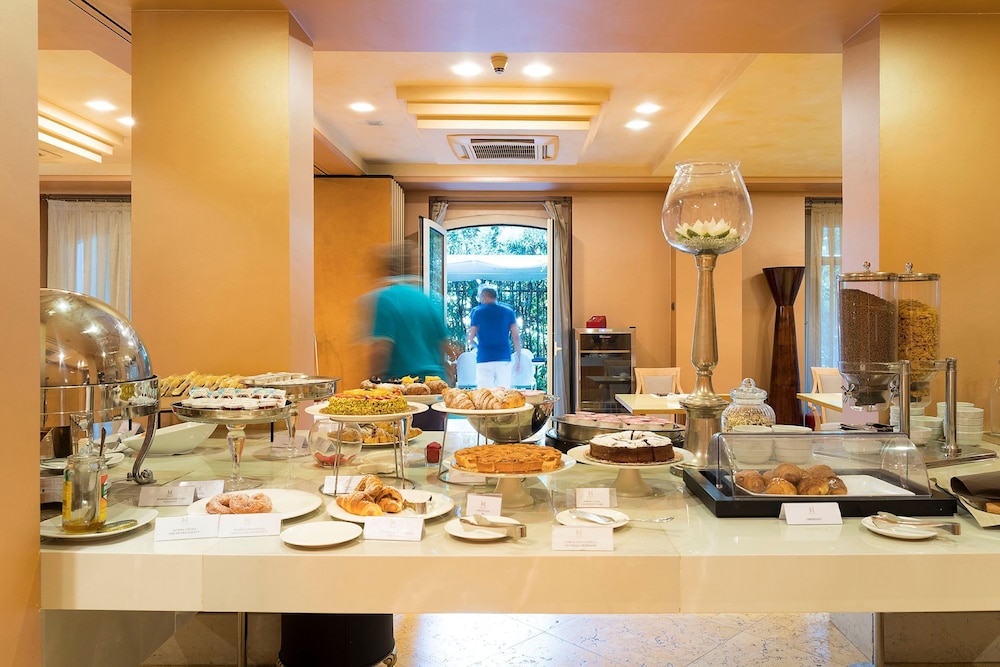Romano Palace Luxury Hotel — Restaurant & bars in Catania, Sicily