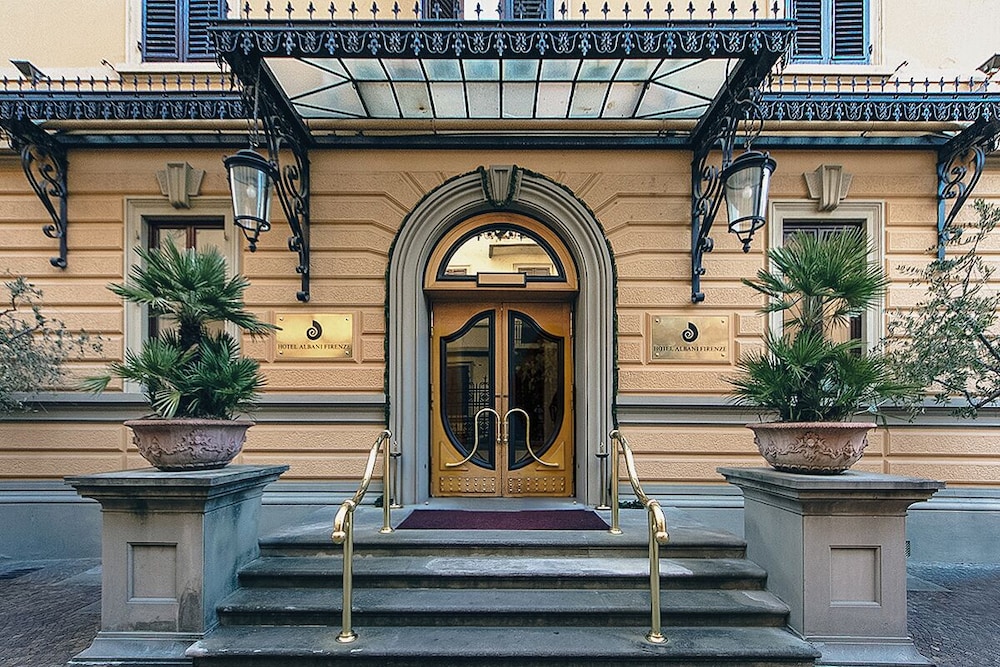 Hotel Albani Firenze — Main photo in Florence, Tuscany