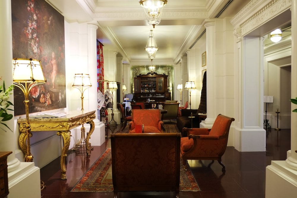 Hotel Albani Firenze — Restaurant & bars in Florence, Tuscany