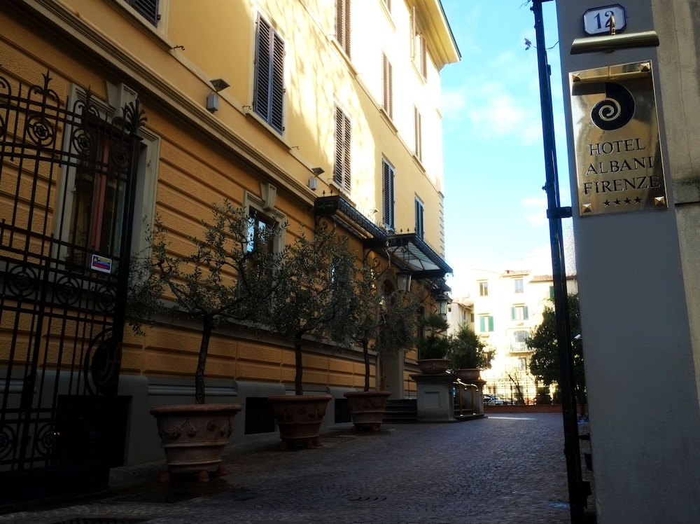 Hotel Albani Firenze — Hotel building in Florence, Tuscany