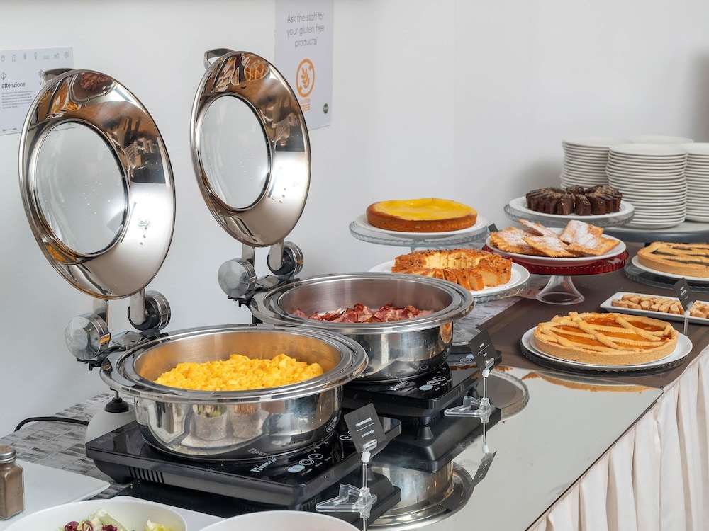 B&B HOTEL CALENZANO FIRST — Restaurant & bars in Calenzano, Tuscany