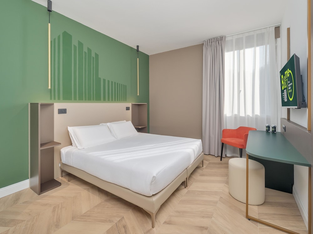 B&B HOTEL CALENZANO FIRST — Hotel rooms in Calenzano, Tuscany