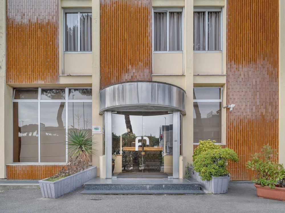 B&B HOTEL CALENZANO FIRST — Main photo in Calenzano, Tuscany