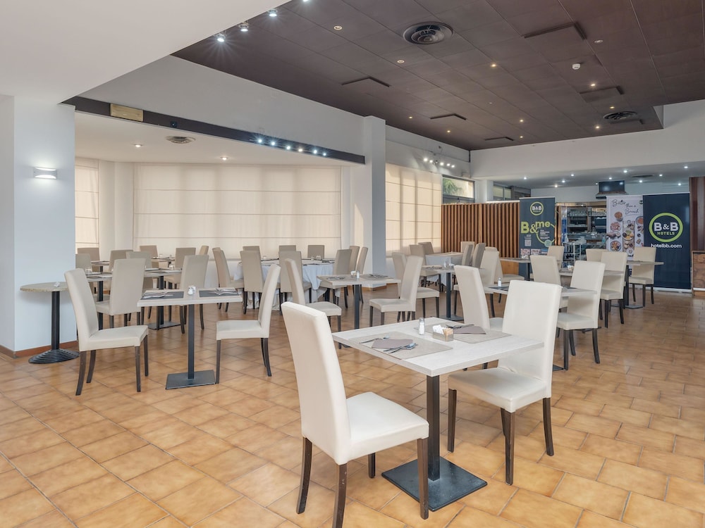 B&B HOTEL CALENZANO FIRST — Restaurant & bars in Calenzano, Tuscany