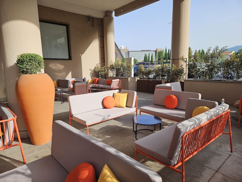 Hilton Garden Inn Florence Novoli — Restaurant & bars in Florence, Tuscany