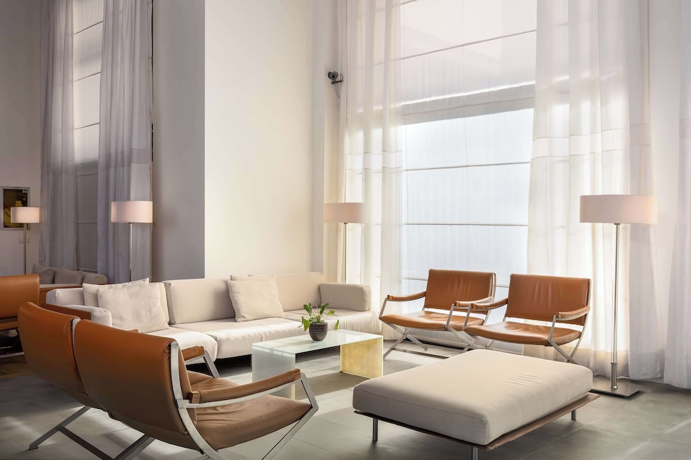 Hilton Garden Inn Florence Novoli — Hotel rooms in Florence, Tuscany