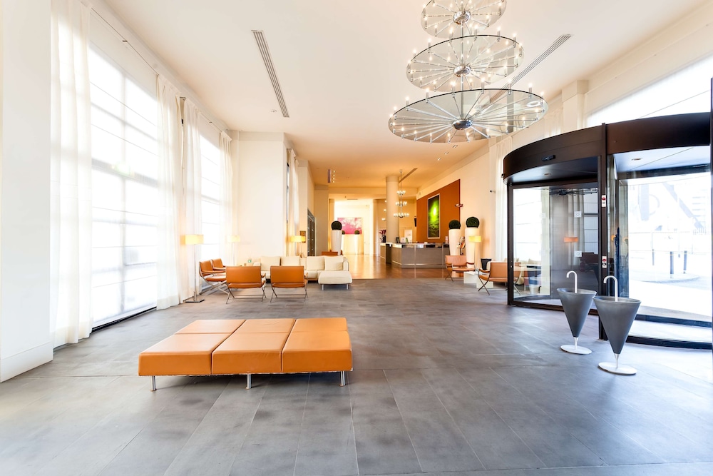 Hilton Garden Inn Florence Novoli — Hotel building in Florence, Tuscany