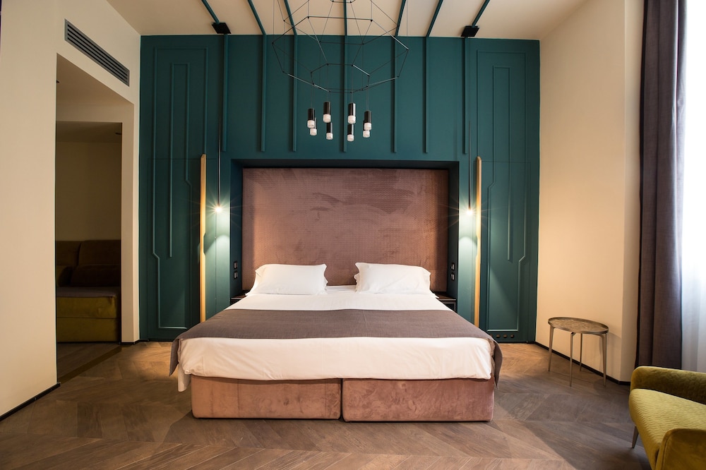 Hotel Silla — Hotel rooms in Florence, Tuscany