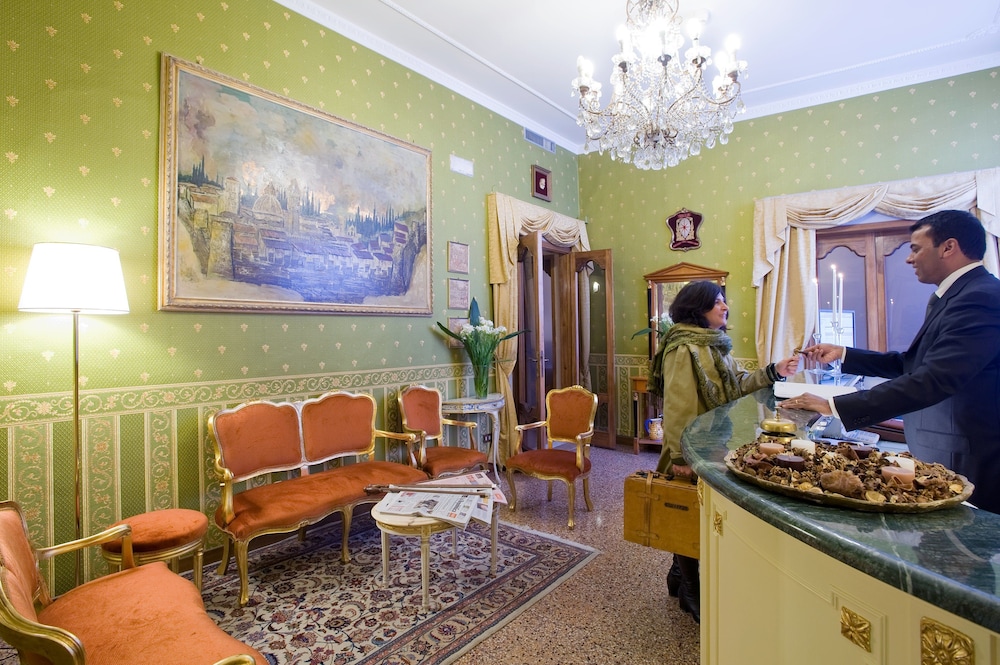 Hotel Silla — Hotel building in Florence, Tuscany
