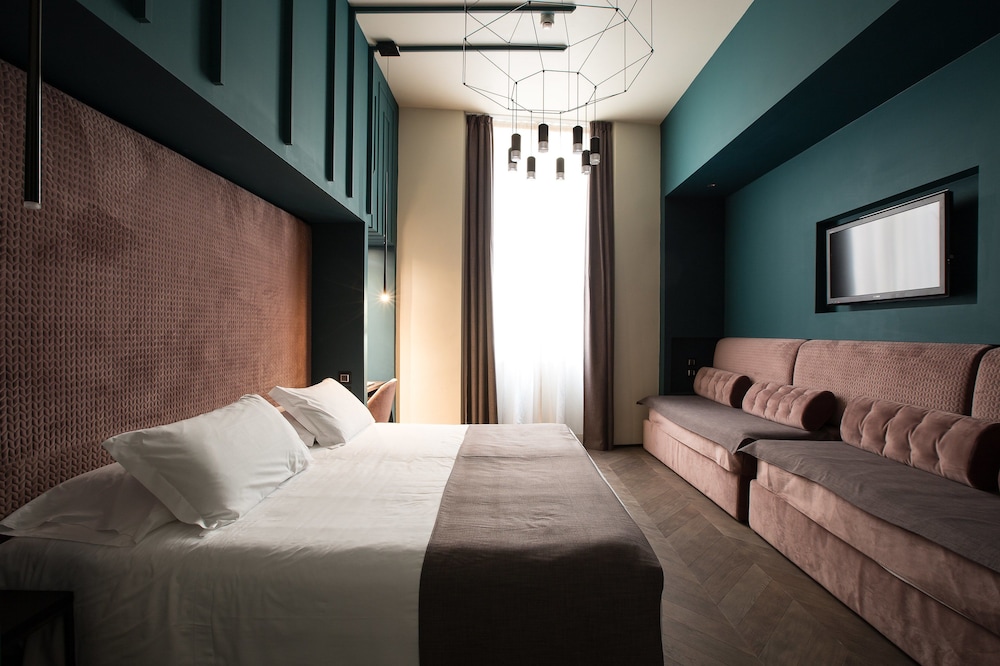 Hotel Silla — Hotel rooms in Florence, Tuscany